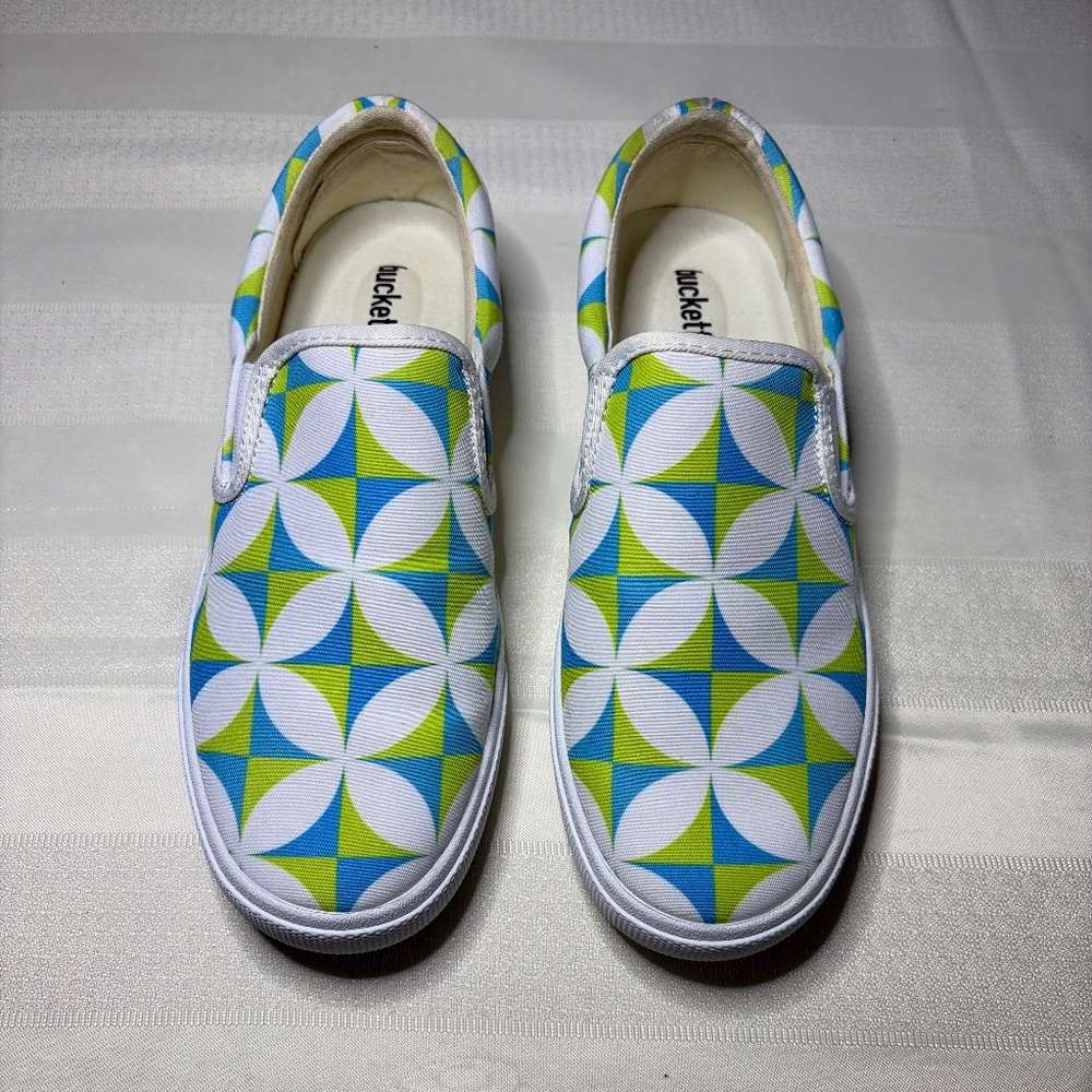 Bucketfeet, Retro Slip On Sneaker, Size 7.5